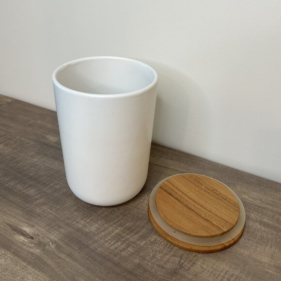 Kitchen Cannister - Picture 3 of 6